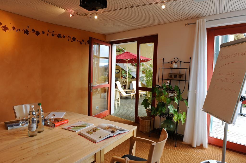 Ecohotel L'Aubier Montézillon Exterior photo