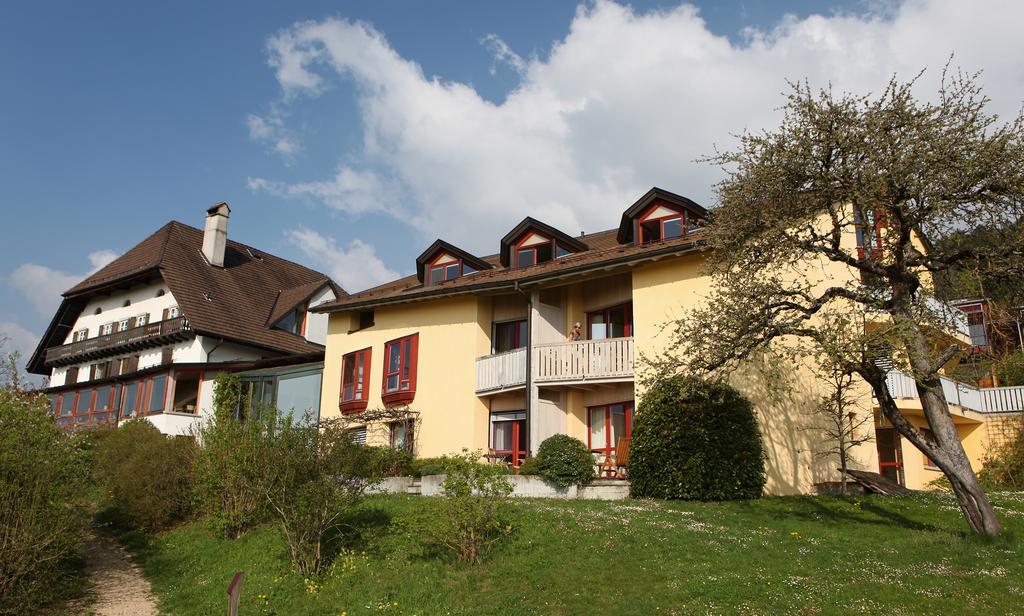Ecohotel L'Aubier Montézillon Exterior photo